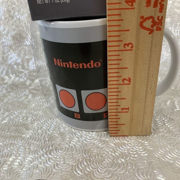 Nintendo Entertainment System NES Controller Ceramic Mug Cup Cocoa Gift Set Play - Picture 10 of 14